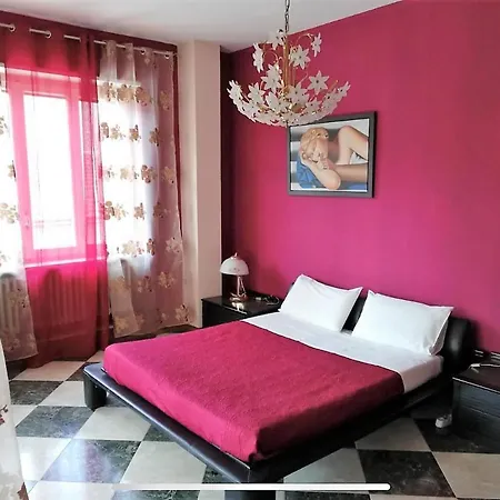 Casa Con Giardino Apartment