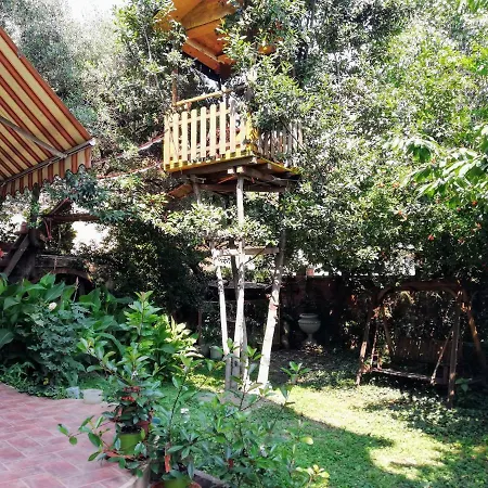 Casa Con Giardino Appartement *