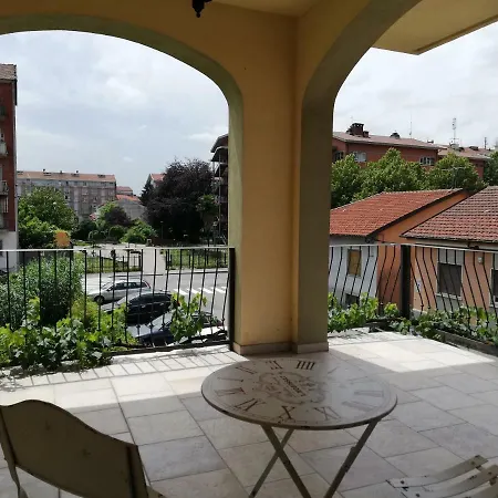 Casa Con Giardino Turin